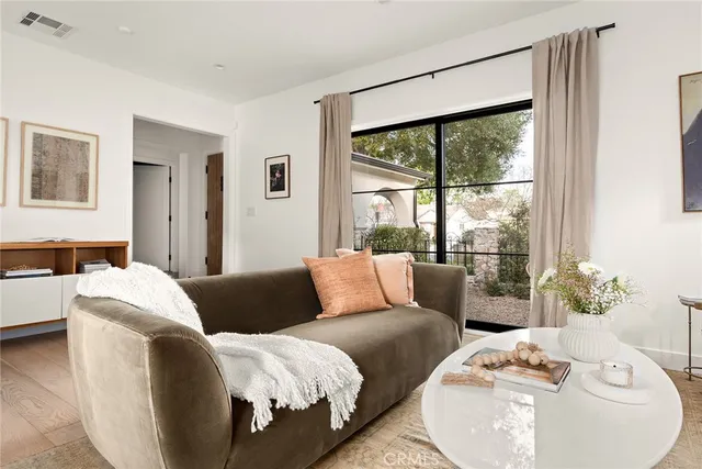 $2,125,000 | 4935 Agnes Avenue, Valley Village, CA 91607