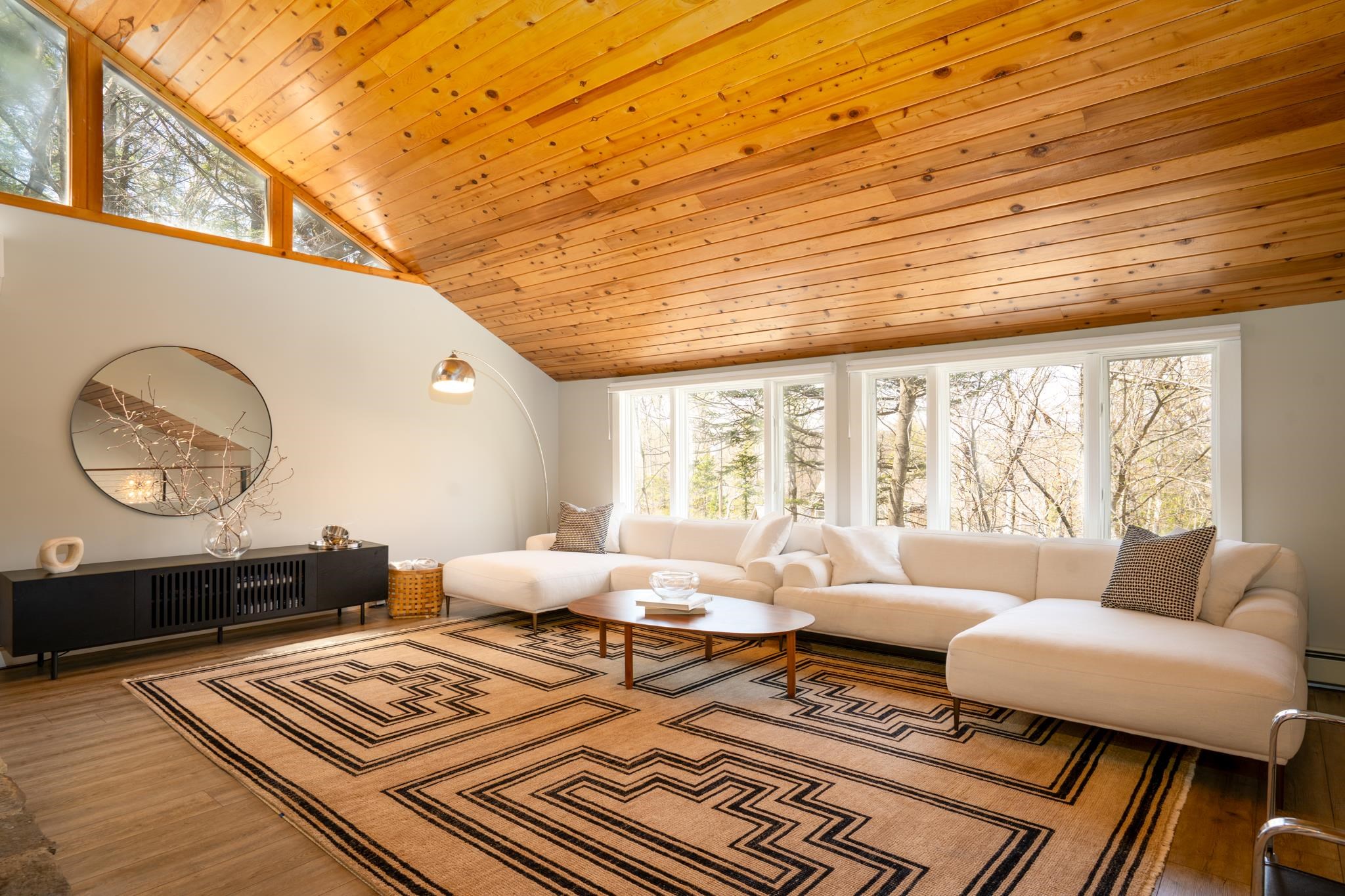 19 Maple Hill Road Winhall, VT 05340 - Photo 7 of 32 Gallery Image 7
