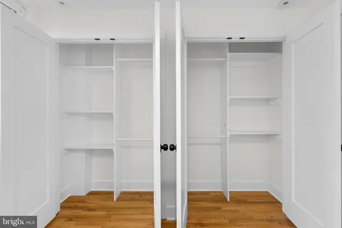 a view of walk in closet
