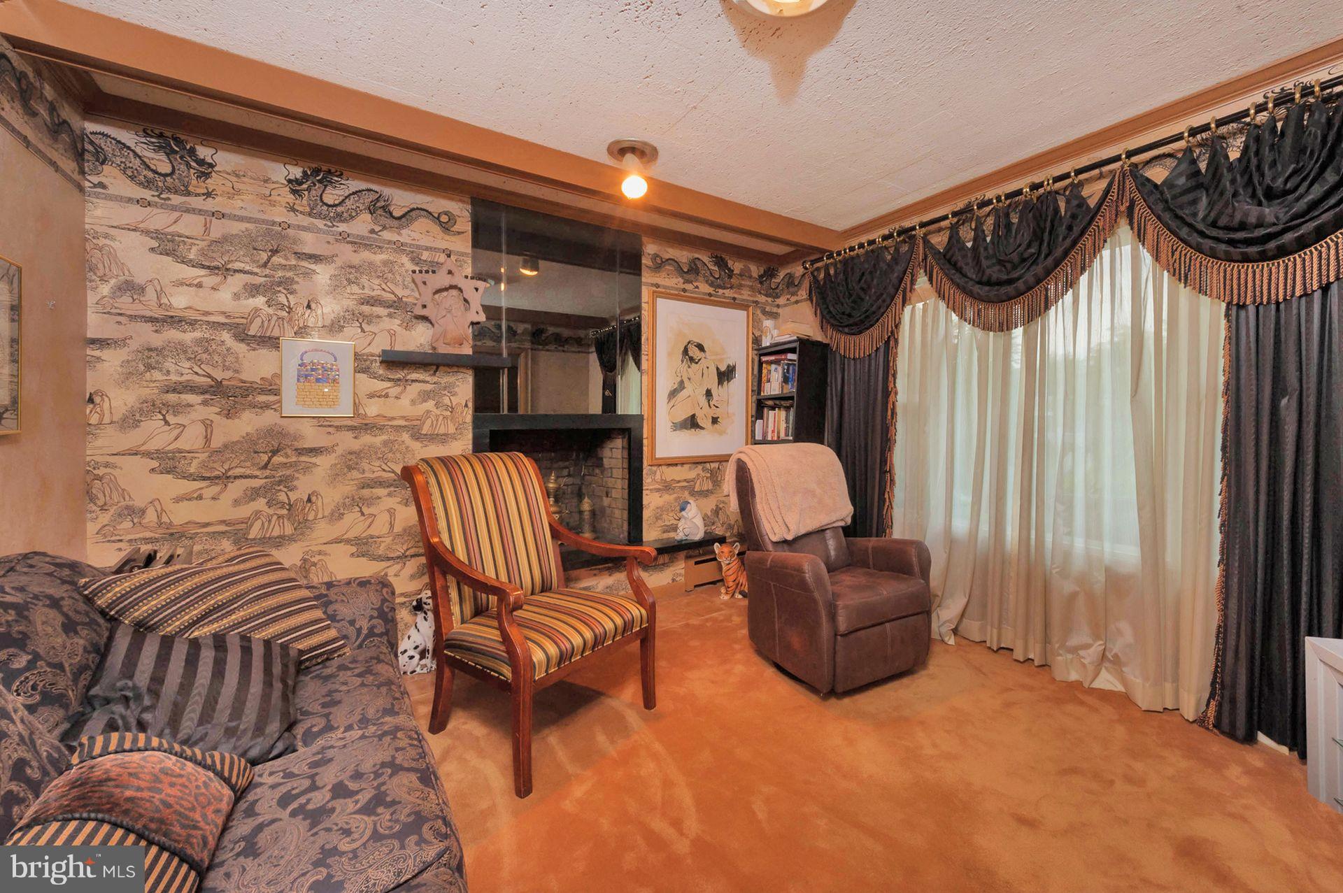 3111 Shelburne Road Baltimore, MD 21208 - Photo 11 of 29 Family Room