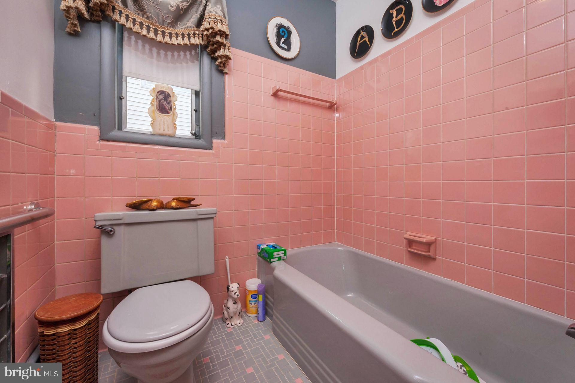 3111 Shelburne Road Baltimore, MD 21208 - Photo 14 of 29 Bath