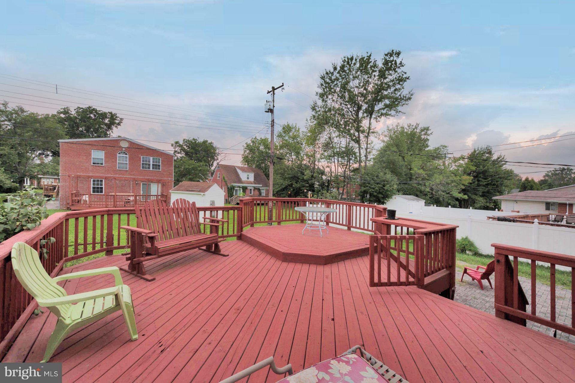 3111 Shelburne Road Baltimore, MD 21208 - Photo 26 of 29 Deck