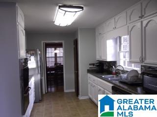 924 Ridgewood Circle Birmingham, AL 35235 - Photo 15 of 38