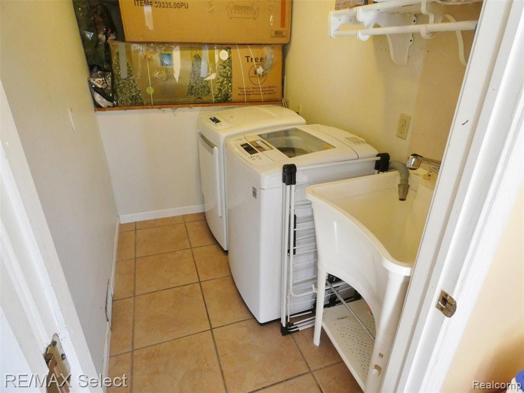 3354 East Pierson Road Flint, MI 48506 - Photo 18 of 23