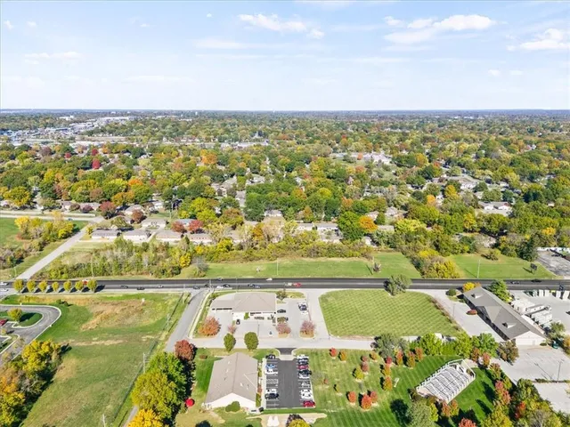 $250,000 | 14700 East Us 40 Highway, Kansas City, MO 64136