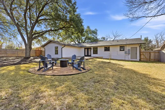 $3,100 | 5609 Mapleleaf Drive, Austin, TX 78723