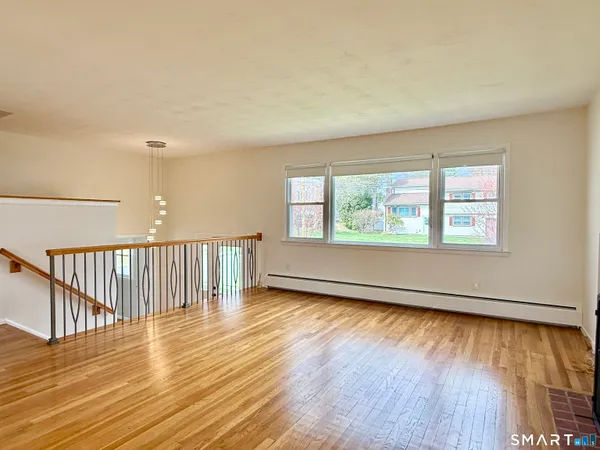$3,900 | 47 Fuller Drive, West Hartford, CT 06117