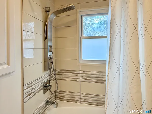 $3,900 | 47 Fuller Drive, West Hartford, CT 06117