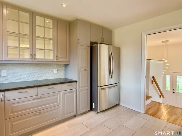 $3,900 | 47 Fuller Drive, West Hartford, CT 06117
