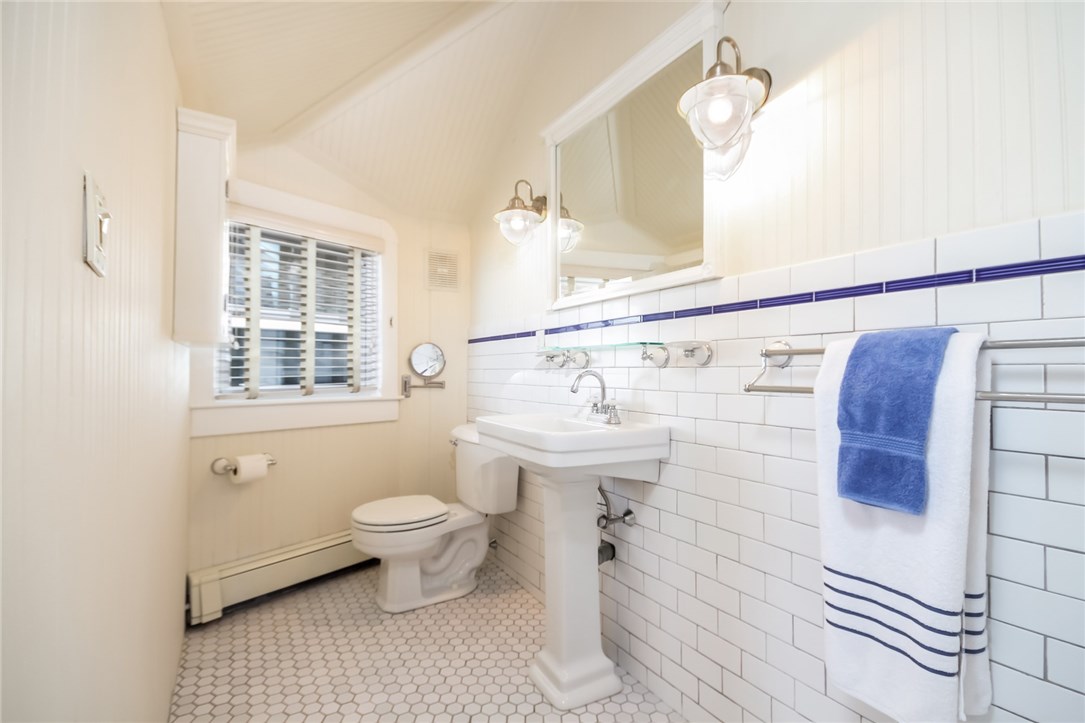 151 West Shore Road Westport, MA 02790 - Photo 11 of 30 Master bathroom