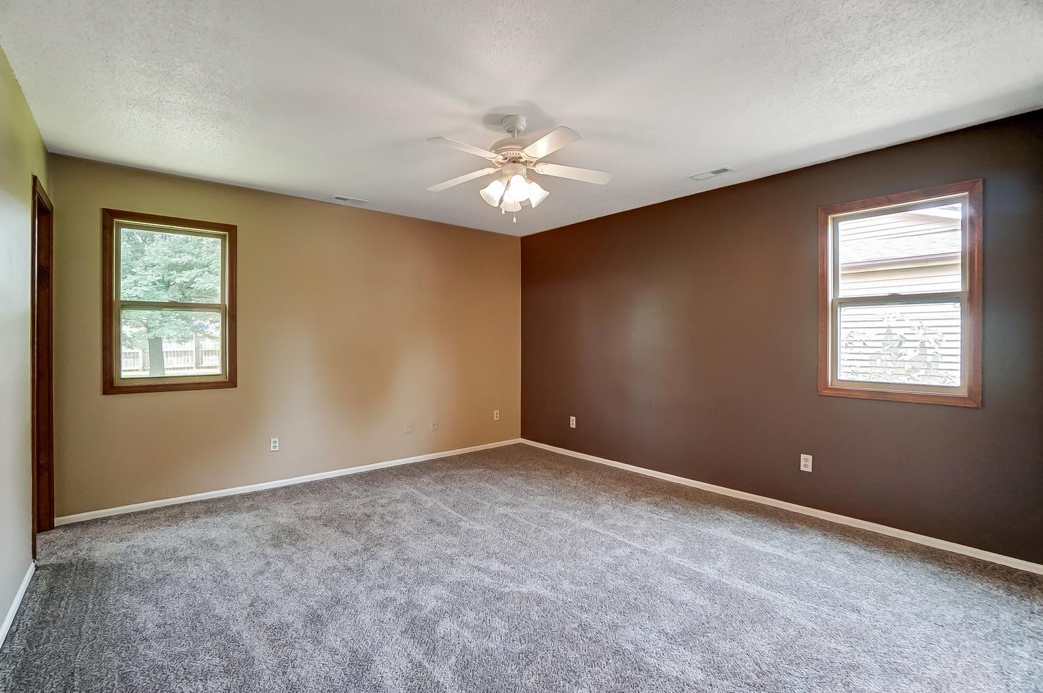 4318 Locust Spring Place Fort Wayne, IN 46804 - Photo 11 of 28 Gallery Image 11