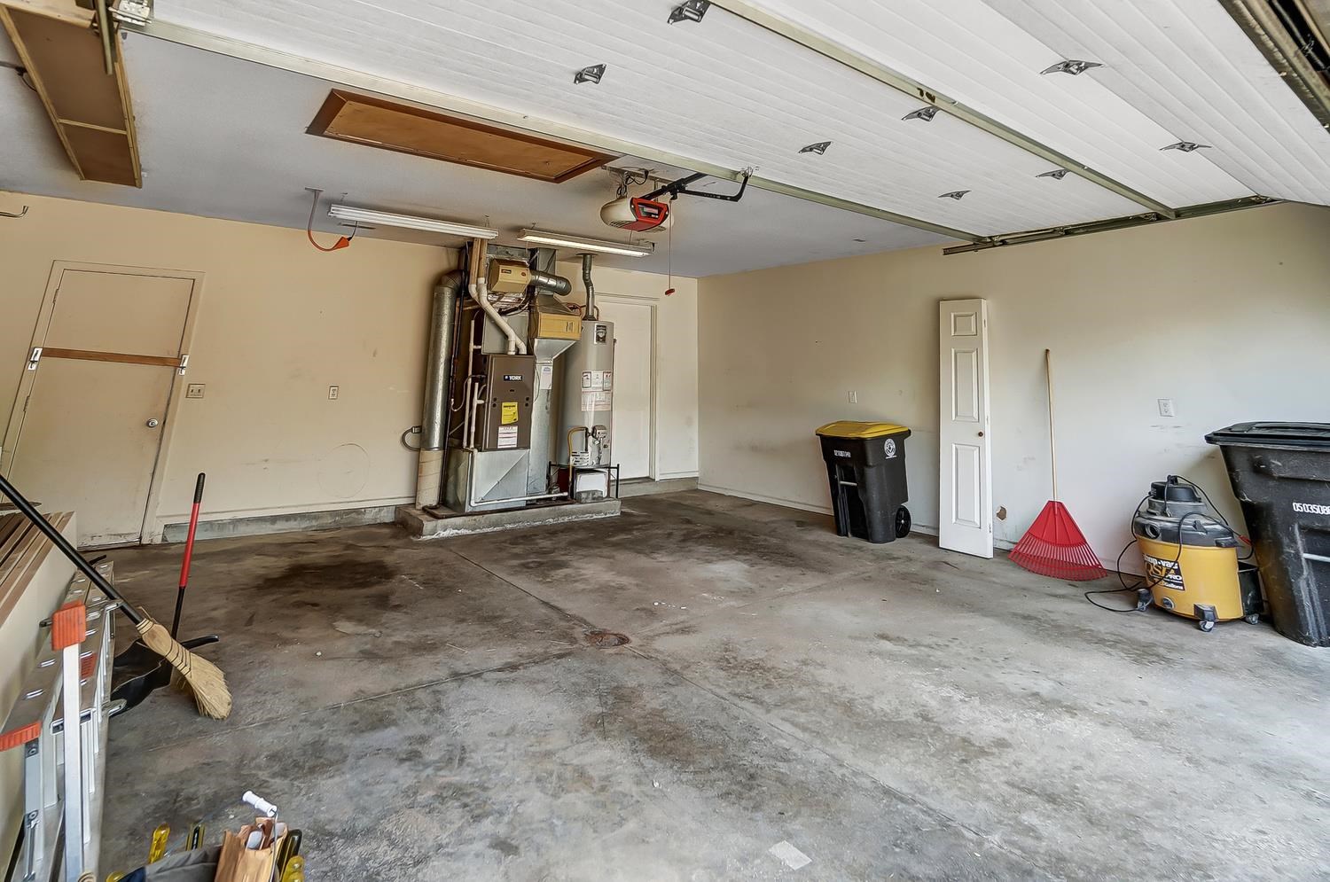 4318 Locust Spring Place Fort Wayne, IN 46804 - Photo 23 of 28 Gallery Image 23