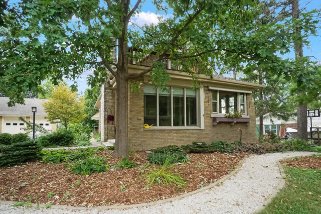 $389,900 | 8221 North Cedarburg Road, Brown Deer, WI 53209