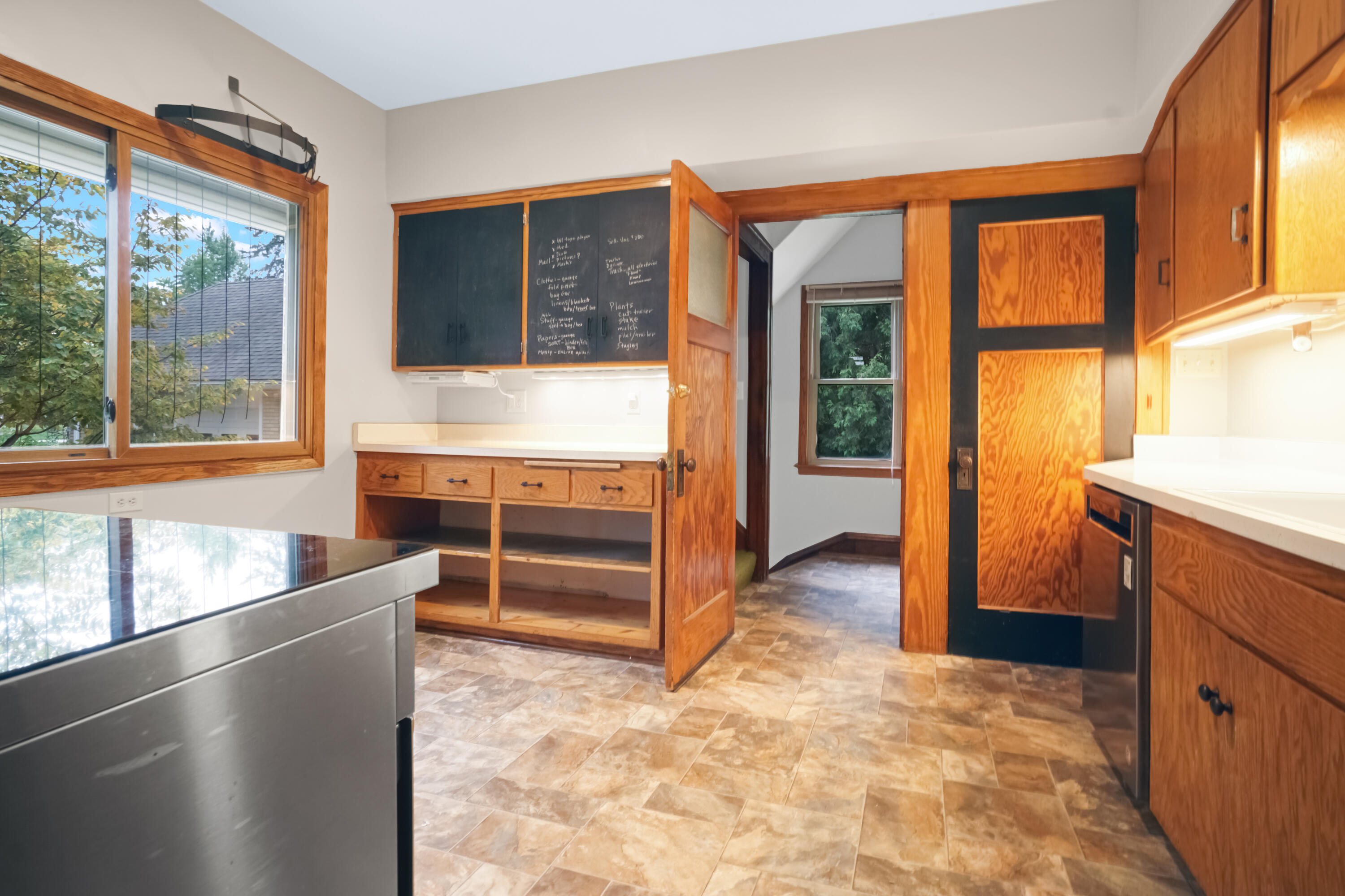 8221 North Cedarburg Road Brown Deer, WI 53209 - Photo 9 of 35 Kitchen