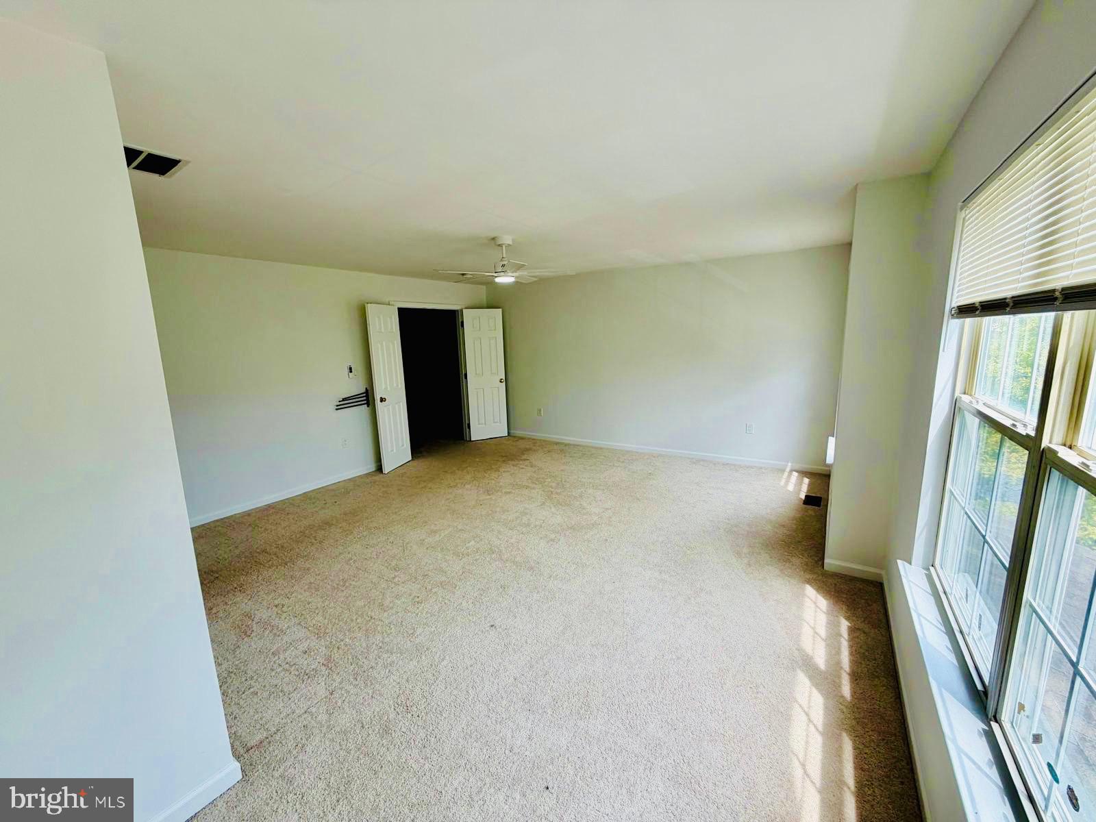 33 Brownstone Road East Windsor, NJ 08520 - Photo 12 of 25 Gallery Image 12