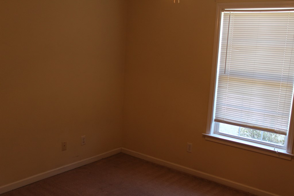 1084 Will Logan Road Ozark, AL 36360 - Photo 7 of 14