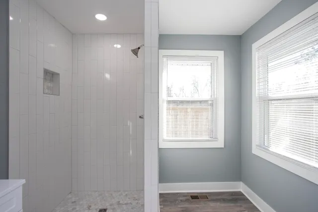 $2,400 | 1111 Westchester Drive, Nashville, TN 37207