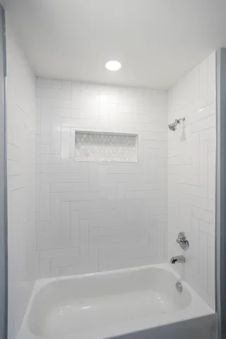 $2,400 | 1111 Westchester Drive, Nashville, TN 37207