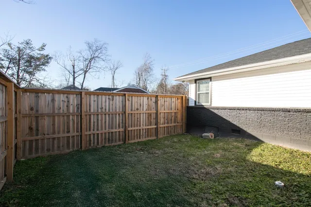 $2,400 | 1111 Westchester Drive, Nashville, TN 37207