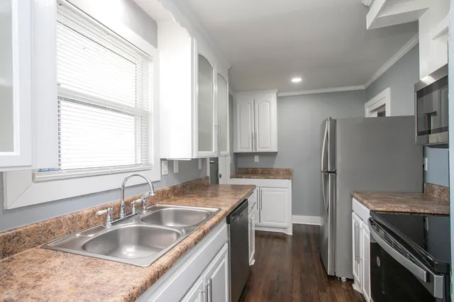 $2,400 | 1111 Westchester Drive, Nashville, TN 37207