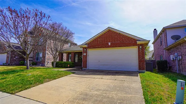 $2,300 | 2010 Diamondback, Forney, TX 75126