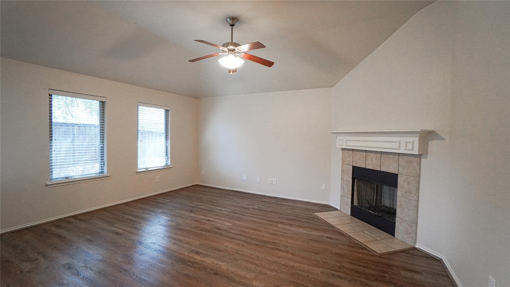 2010 Diamondback Forney, TX 75126 - Photo 7 of 31