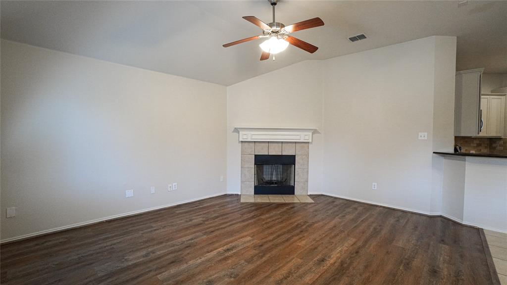 2010 Diamondback Forney, TX 75126 - Photo 8 of 31