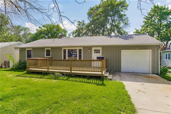 $215,000 | 3504 South Bowen Street, Independence, MO 64055