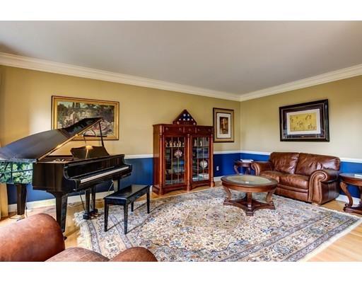 58 Greenwood Road Hopkinton, MA 01748 - Photo 4 of 24 Gallery Image 4