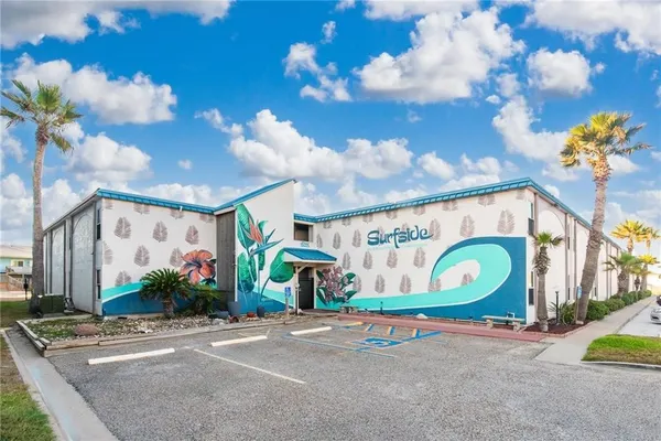 $265,000 | 15005 Windward Drive, Unit 207, Corpus Christi, TX 78418