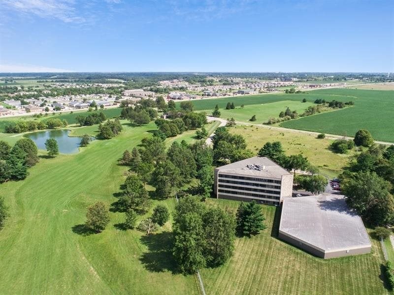 820 Club House Road, Unit 5F North Liberty, IA 52317 - Photo 43 of 47 Gallery Image 43
