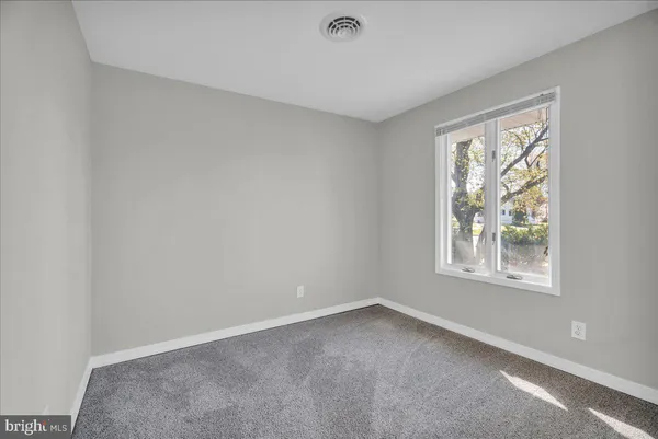 $3,200 | 301 County House Road, Sewell, NJ 08080