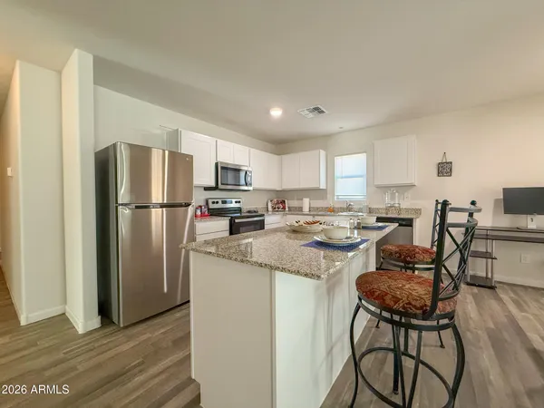 $1,895 | 1209 West Seagoe Avenue, Coolidge, AZ 85128