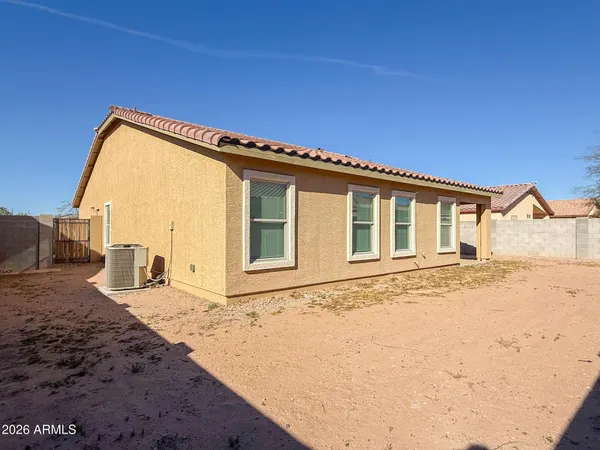 $1,695 | 1209 West Seagoe Avenue, Coolidge, AZ 85128