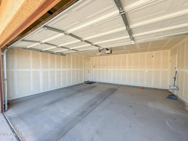 $1,695 | 1209 West Seagoe Avenue, Coolidge, AZ 85128