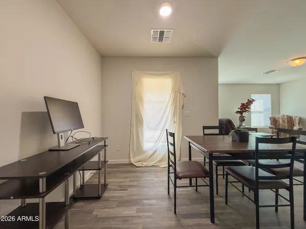 $1,895 | 1209 West Seagoe Avenue, Coolidge, AZ 85128