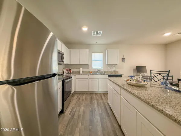 $1,895 | 1209 West Seagoe Avenue, Coolidge, AZ 85128