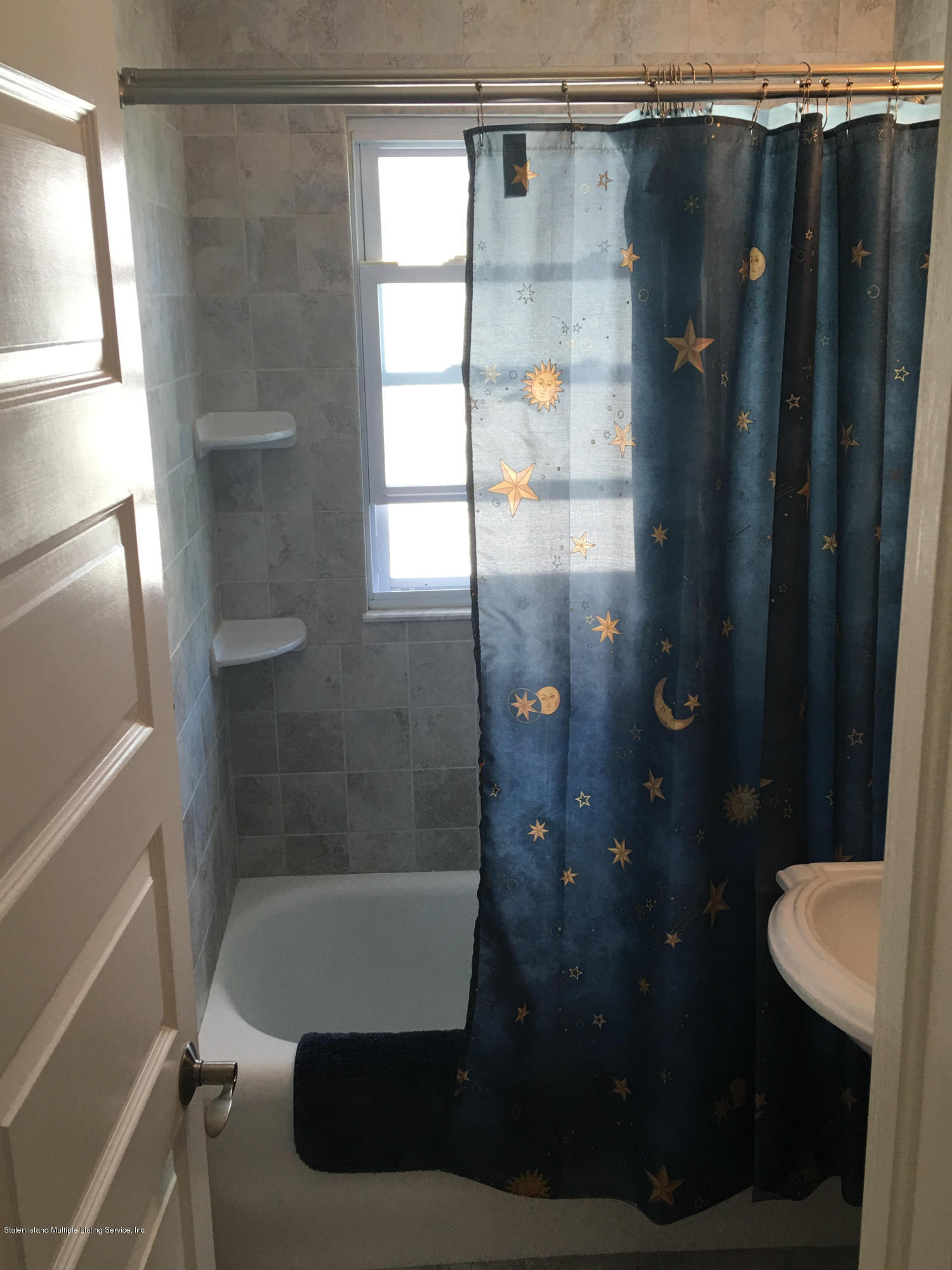 690 Annadale Road Staten Island, NY 10312 - Photo 13 of 29 bath1