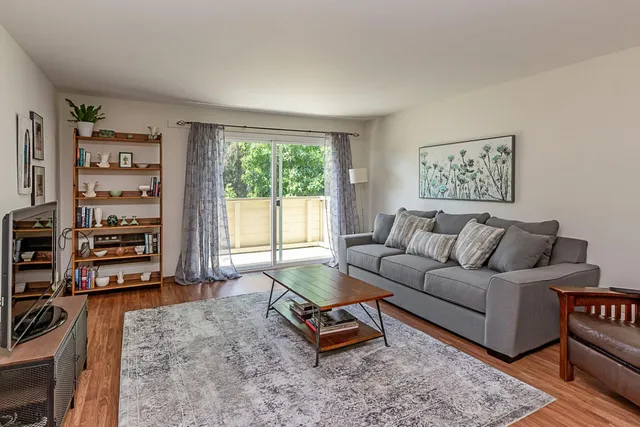 $548,000 | 1033 Crestview Drive, Unit 308, Mountain View, CA 94040
