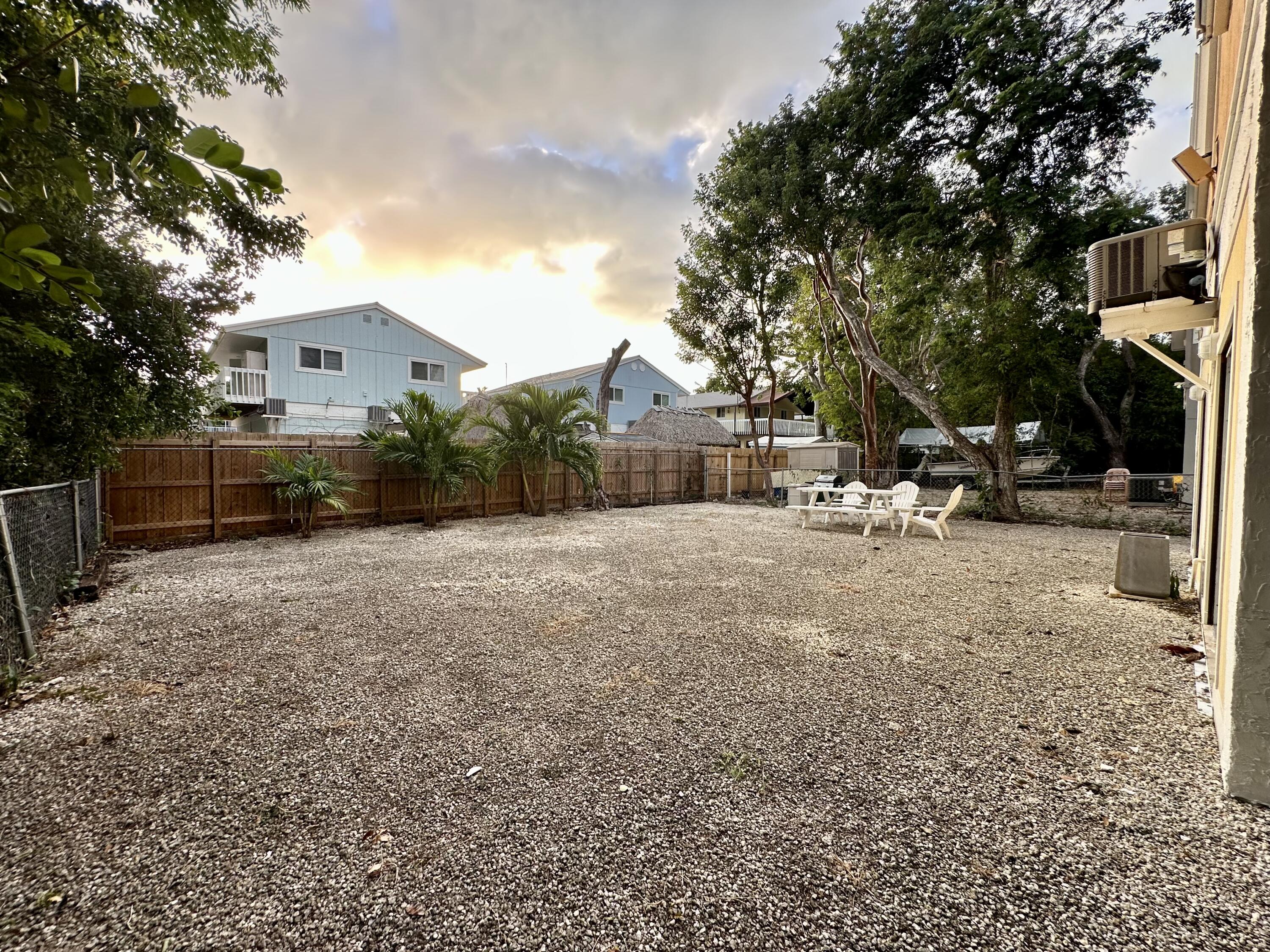 335 Bayview Avenue Key Largo, FL 33037 - Photo 22 of 57 Backyard
