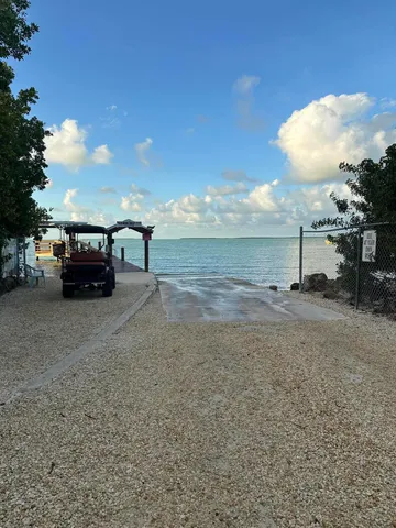 $759,000 | 335 Bayview Avenue, Key Largo, FL 33037