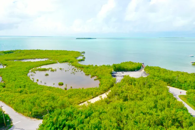 $759,000 | 335 Bayview Avenue, Key Largo, FL 33037