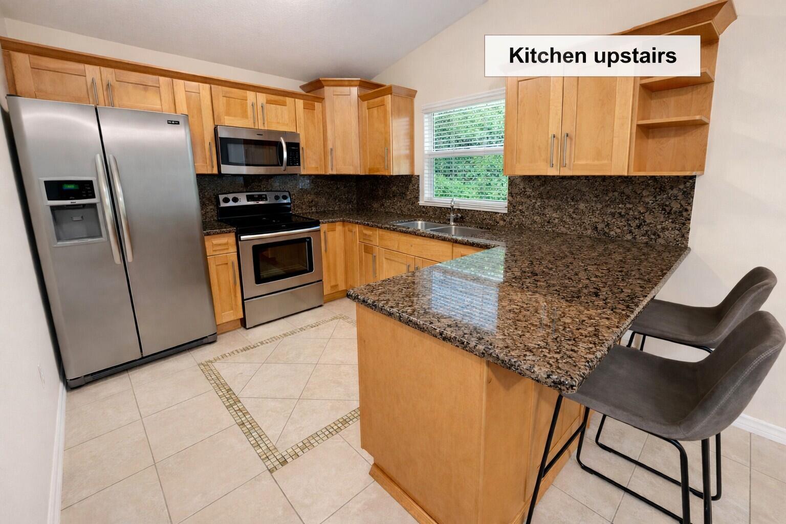 335 Bayview Avenue Key Largo, FL 33037 - Photo 6 of 57 Main kitchen