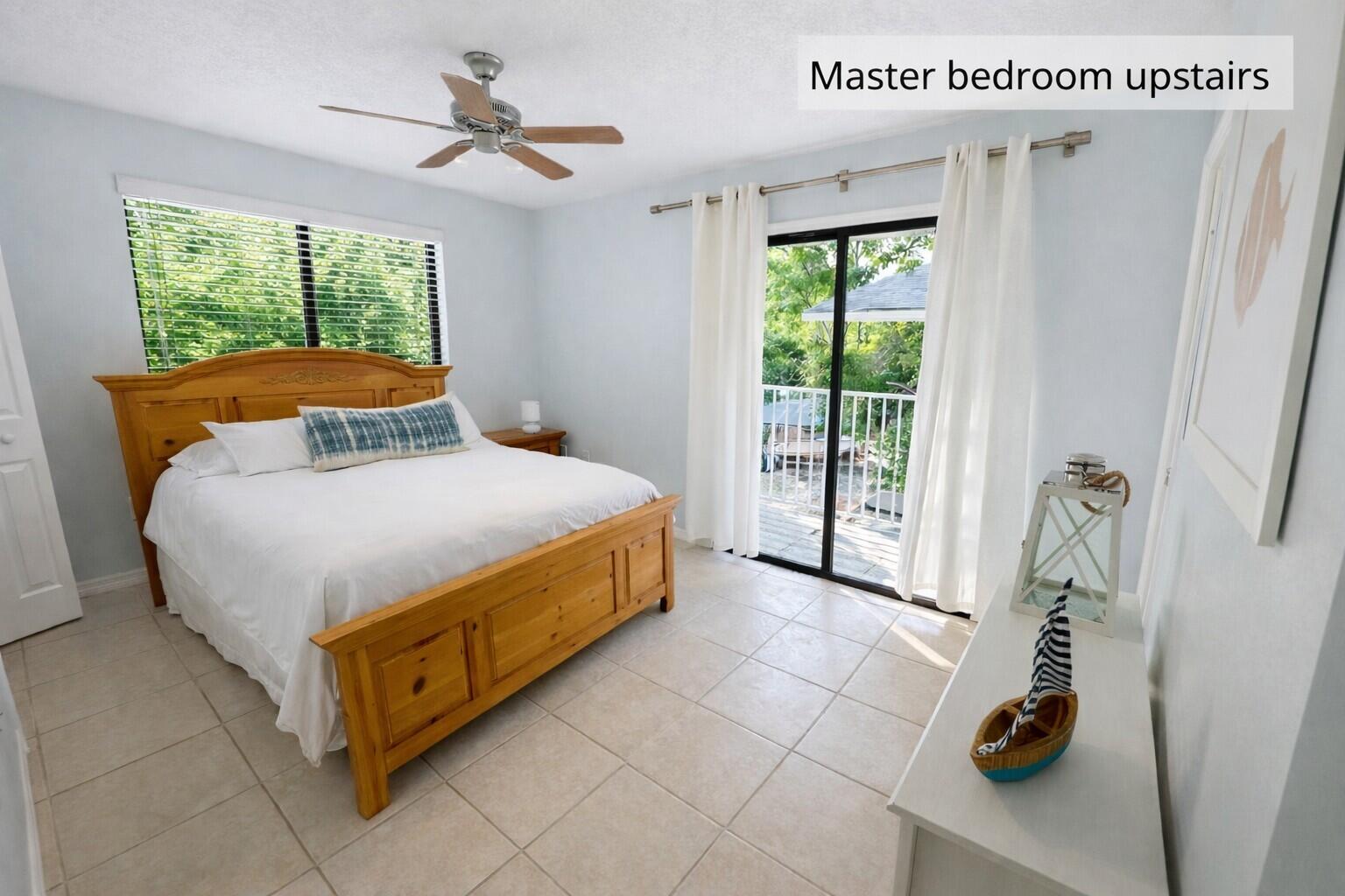 335 Bayview Avenue Key Largo, FL 33037 - Photo 7 of 57 Master bedroom upstairs
