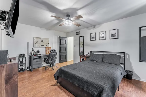 $389,900 | 2008 Gray Hawk Court, Plainfield, IL 60586