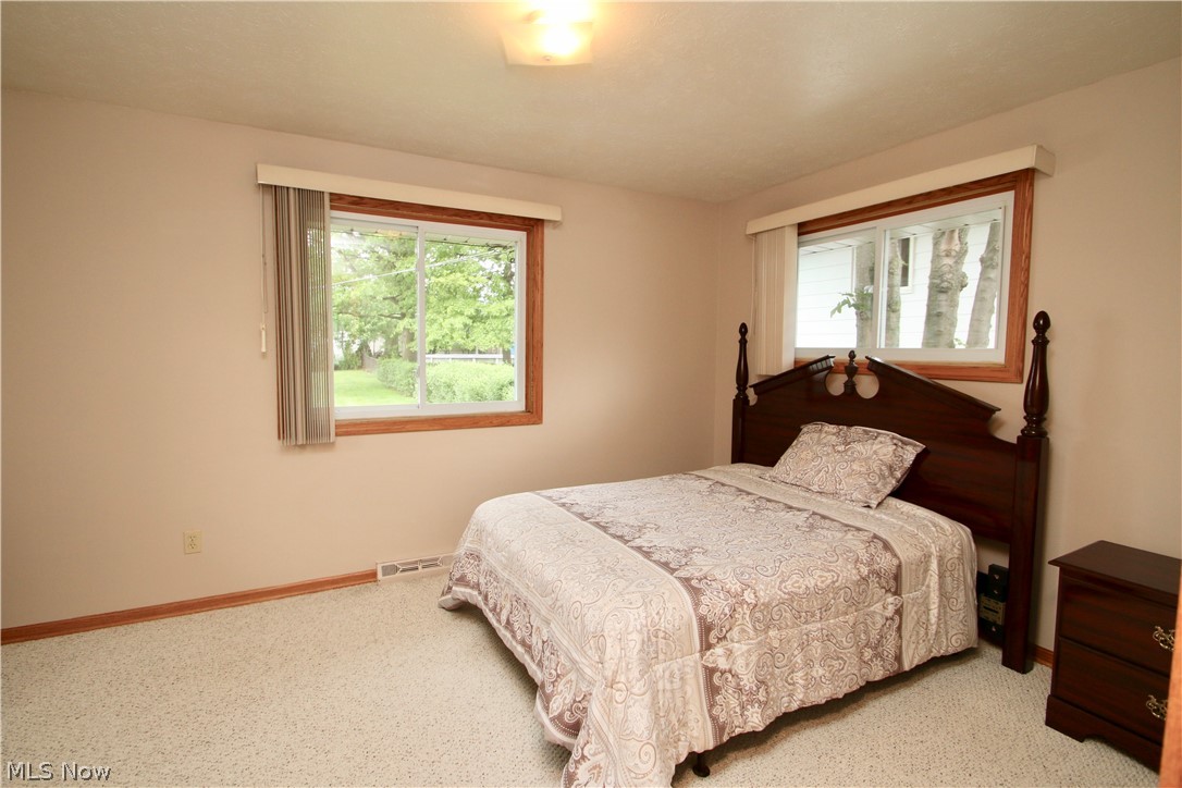 30331 Arnold Road Willowick, OH 44095 - Photo 17 of 34