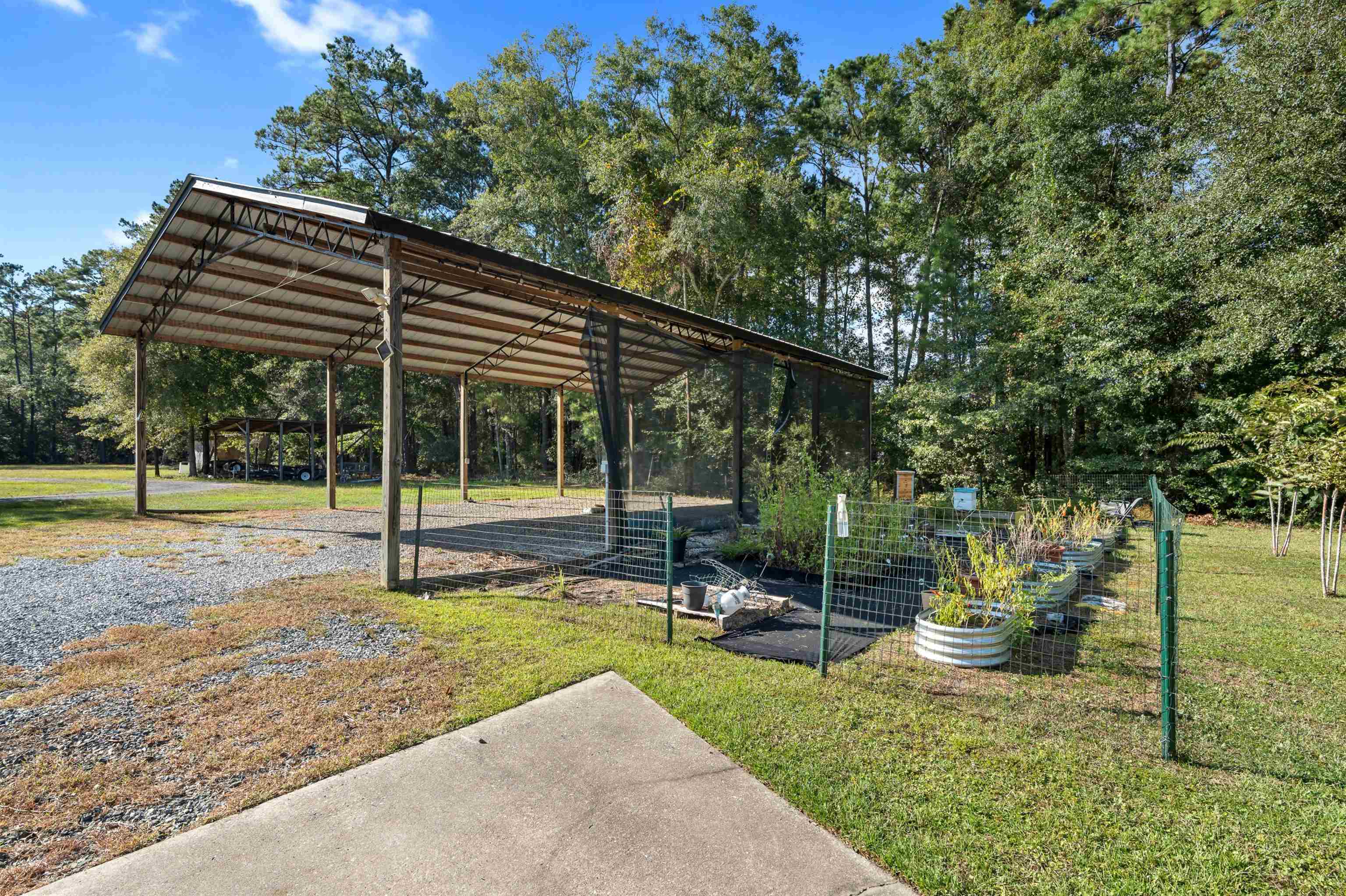 1062 Bloxham Cutoff Road Crawfordville, FL 32327 - Photo 3 of 39