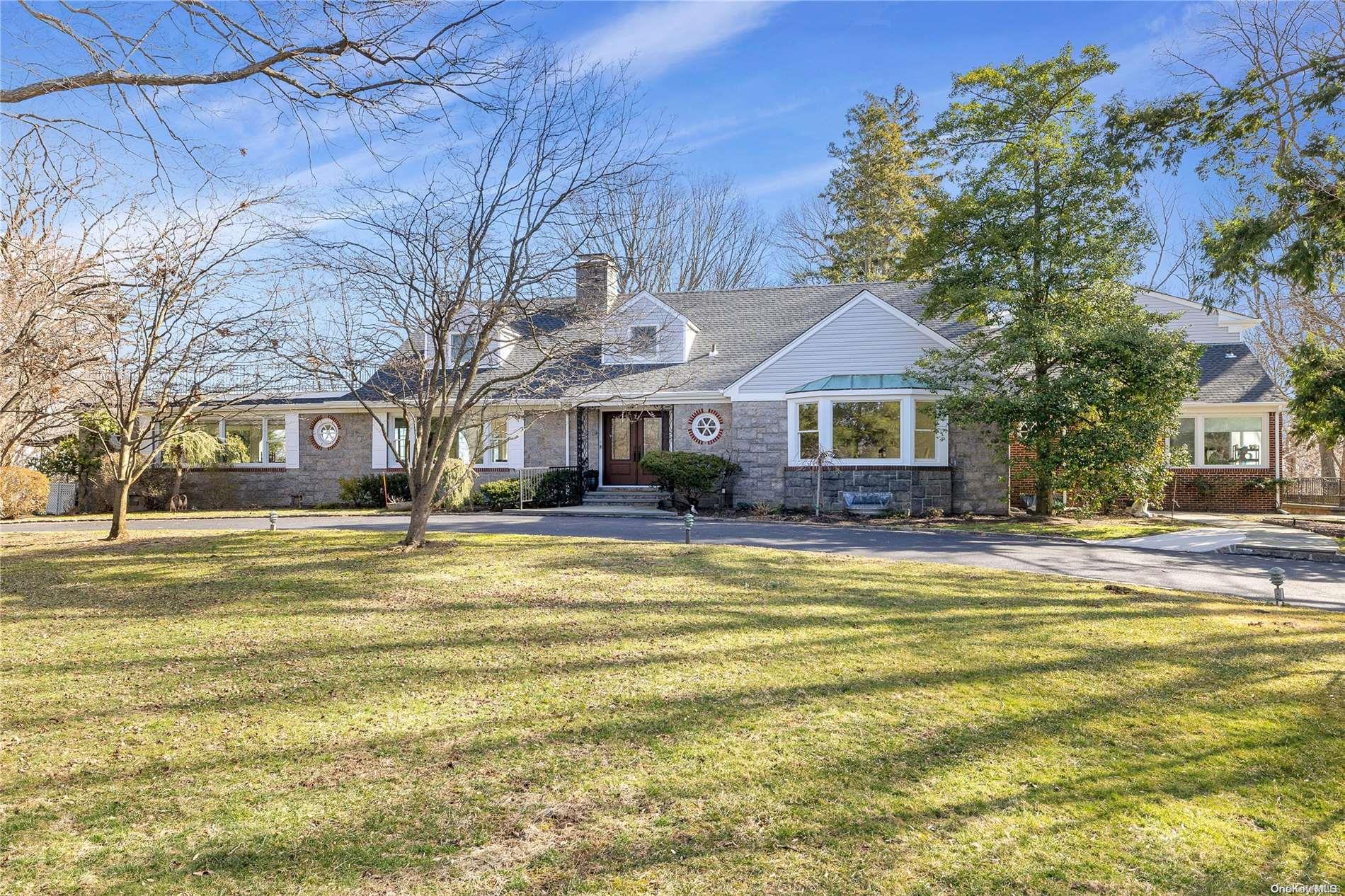 91 Middle Road Sands Point, NY 11050 - Photo 1 of 1 Front