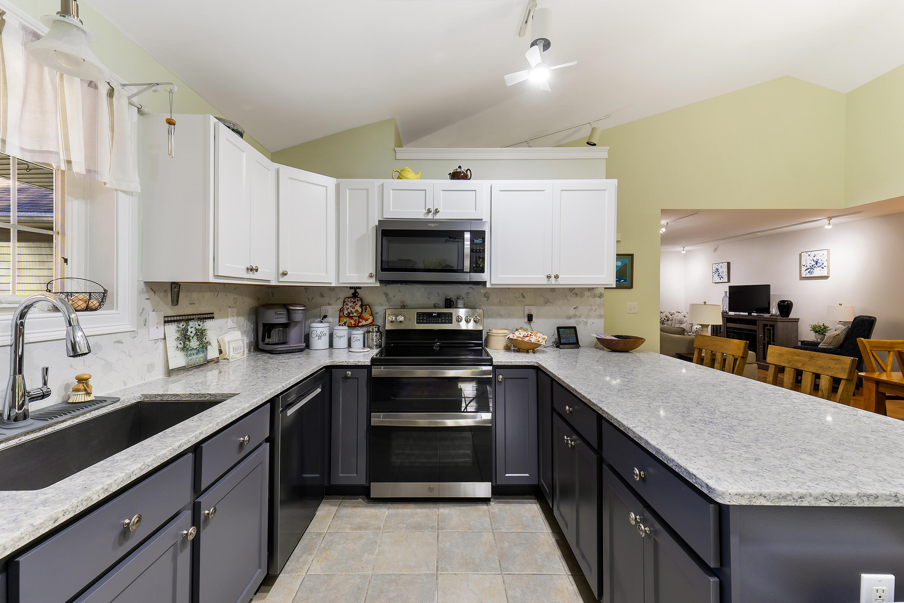 4 Paxton Way, Unit 4 Windham, ME 04062 - Photo 26 of 51 photos_high_resolution_4_Paxton_Way_0125