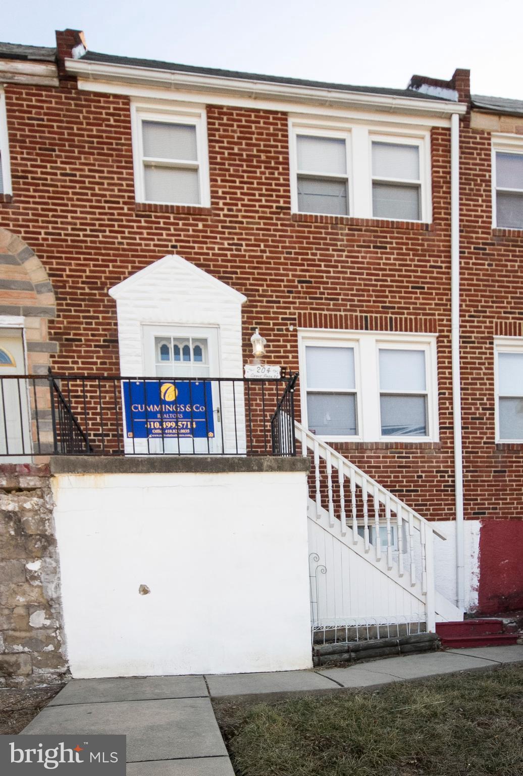 204 Grove Park Road Baltimore, MD 21225 - Photo 1 of 29 Exterior (Front)